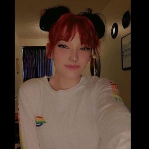 Meet your Posher, Shelly